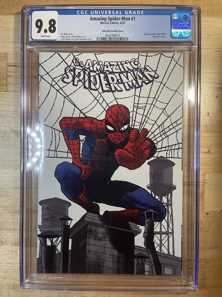 AMAZING SPIDER-MAN 1 CHIARELLO FOIL VARIANT CGC 9.8 Marvel Comics